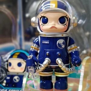 Mega space Molly Galactic energy Aerospace Hang card. Gorgeous! Sealed .